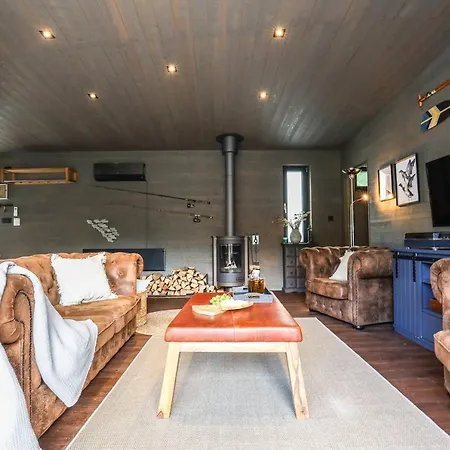 Hausbót U Rybára A Kačky Casa vacanze Bratislava