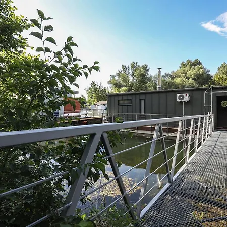 Hausbot U Rybara A Kacky Ferienhaus *